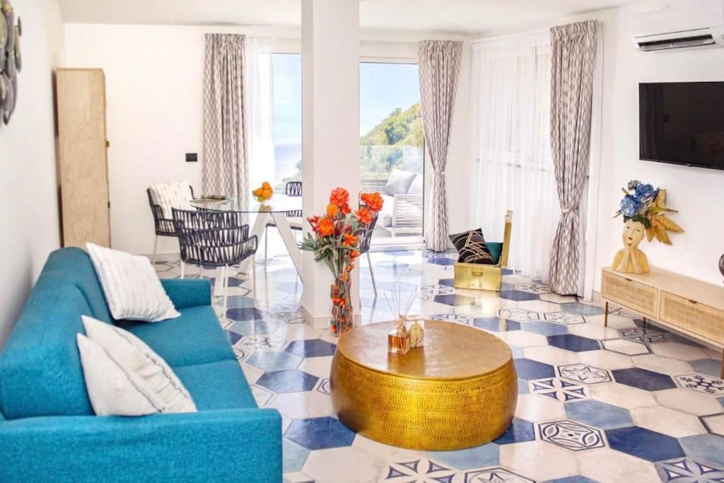 Suite Apartments Branco - Infinity Pool & Sea View - 5 Minuti Dal Centro Taormina Exteriör bild