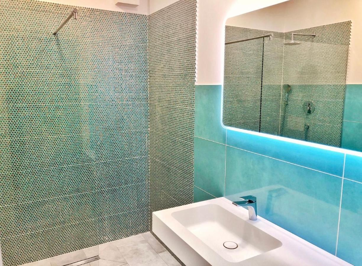 Suite Apartments Branco - Infinity Pool & Sea View - 5 Minuti Dal Centro Taormina Exteriör bild