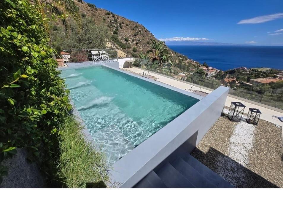 Suite Apartments Branco - Infinity Pool & Sea View - 5 Minuti Dal Centro Taormina Exteriör bild